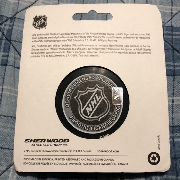 Vegas Golden Knights Souvenir Puck - Picture 2 of 4